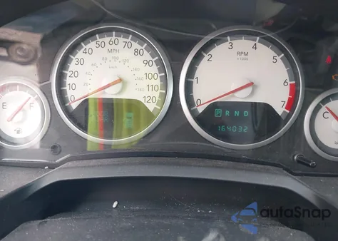 2010 Dodge Grand Caravan Sxt z USA, uszkodzony, nr VIN 2D4RN5DX1AR123443